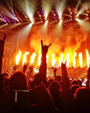 Dimmu Borgir